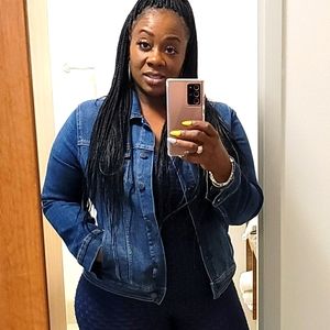 Meet your Posher, Ursula Jones